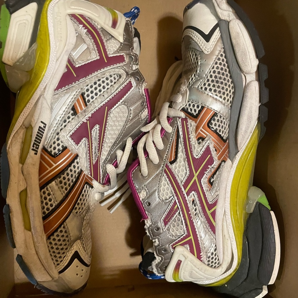 Balenciaga runners unisex